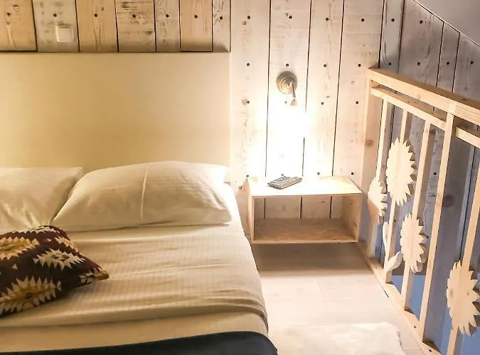 Kisas Loft By Pinch 3* פאקוסטאן